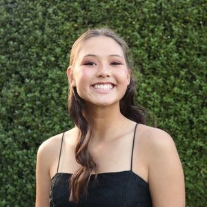 Meet your Posher, Olivia